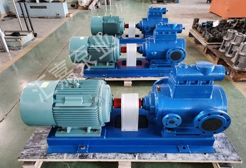 保(bao)溫螺杆(gan)瀝青泵(beng)