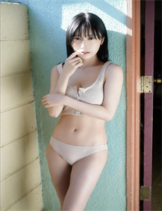 撕开奶罩揉吮奶头玩大胸GIF-男朋友