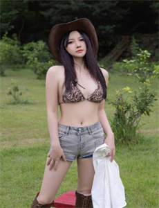 天天向上街舞-湿润的女人 电影下载