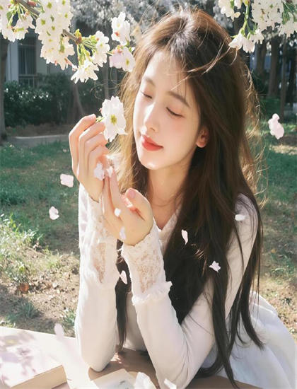 十八岁免费观看全集免费_倾心相印泰剧在线观看第一集_美女dj视频